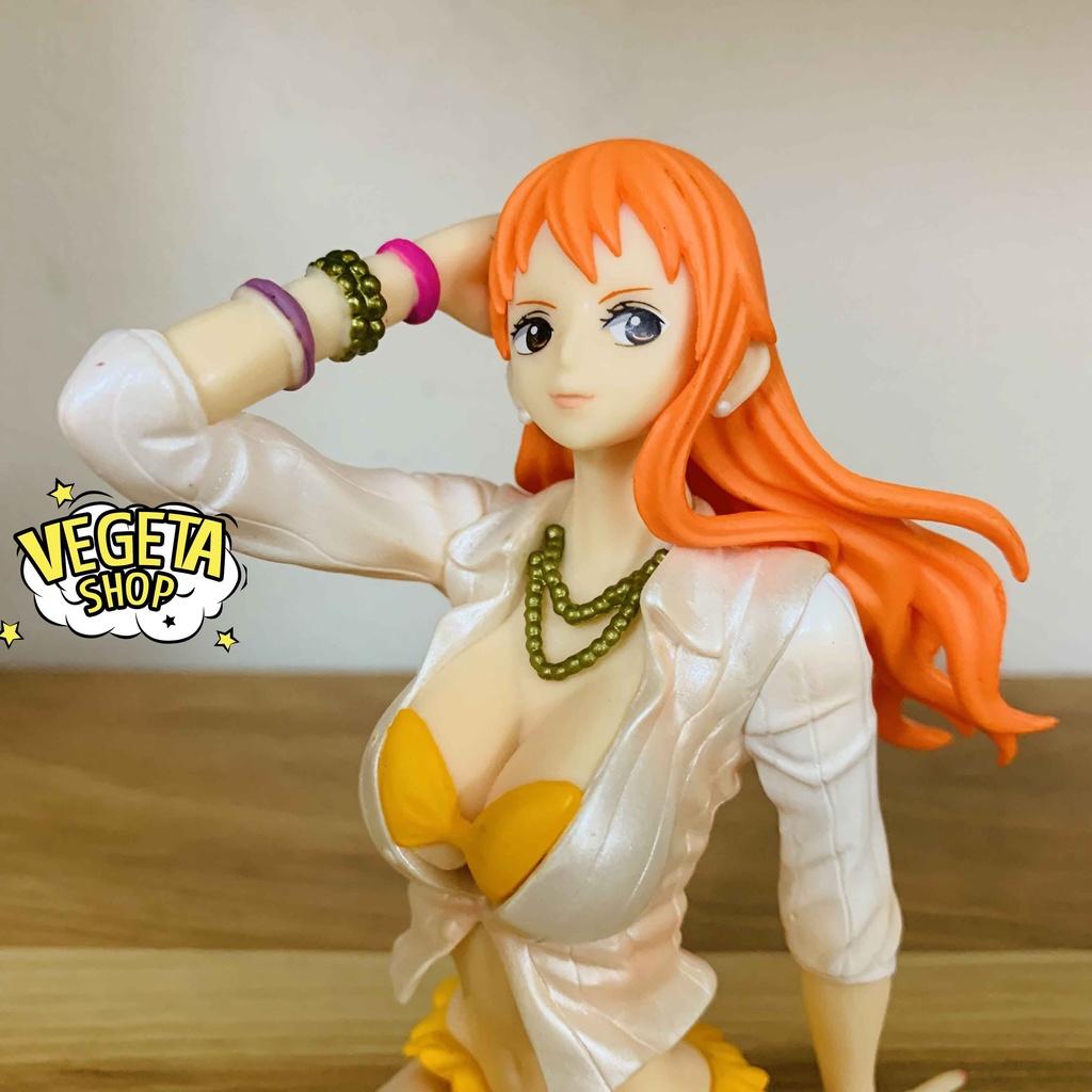 Mô hình One Piece - Nami ngồi sexy quyến rũ xinh đẹp dễ thương tạo dáng bãi biển - Ngang 19cm Cao 11cm