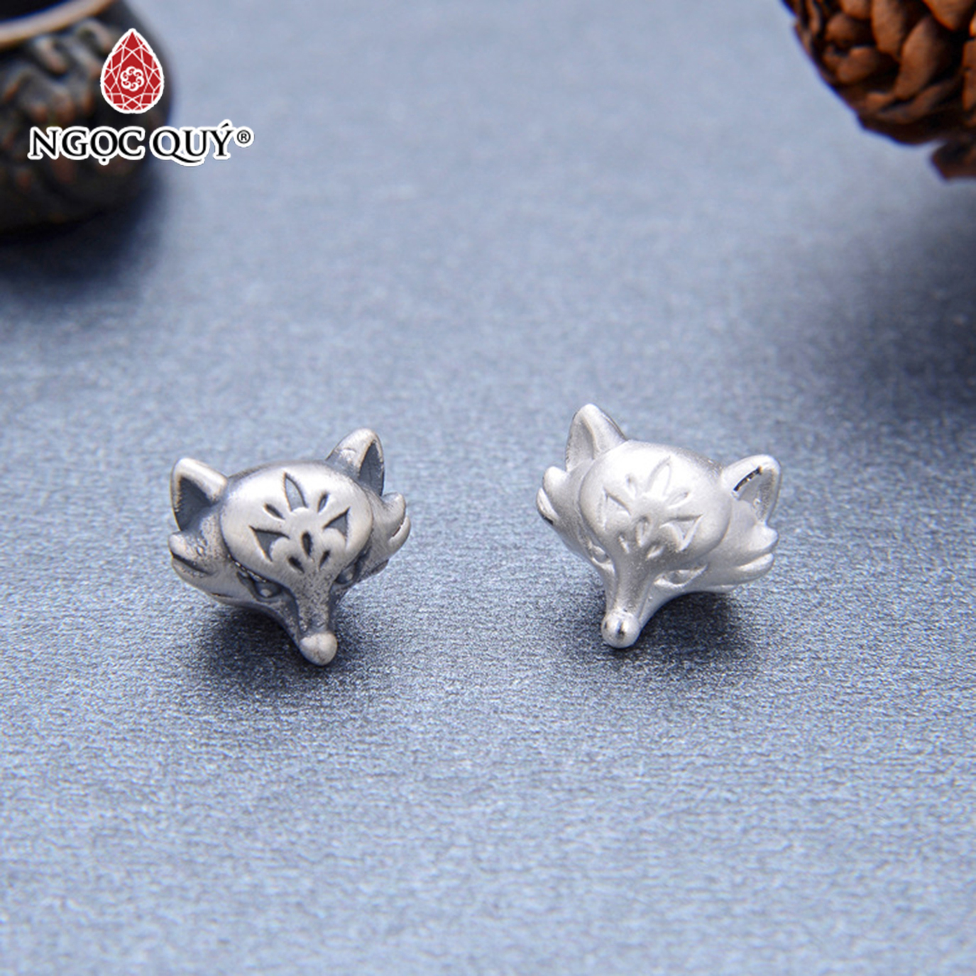 Charm bạc hồ ly xỏ ngang - Ngọc Quý Gemstones