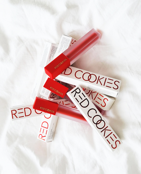 Son Lì Red Cookies Brownie Velcet Lip Hàn Quốc Màu B1 - Đỏ Cam (4gr )