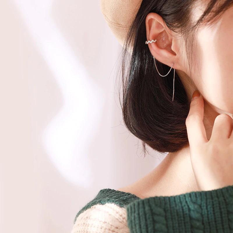 Bông tai bạc cho bé xinh xắn