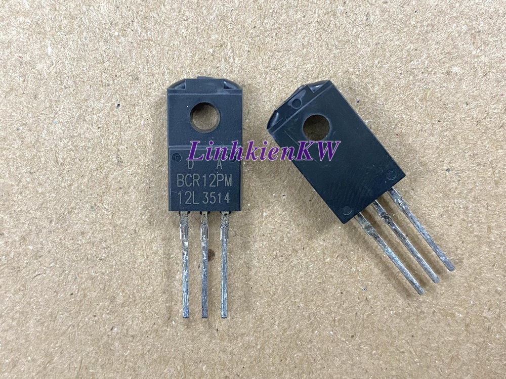 Triac Cắm BCR12PM 16A 600V  Mới Chính gốc 100%.