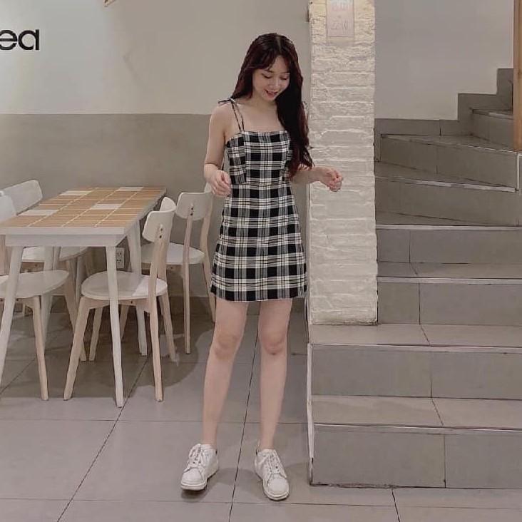 Bộ mặc nhà áo hai dây kẻ caro xinh xắn  Giá 130000đ tại Mua Chung