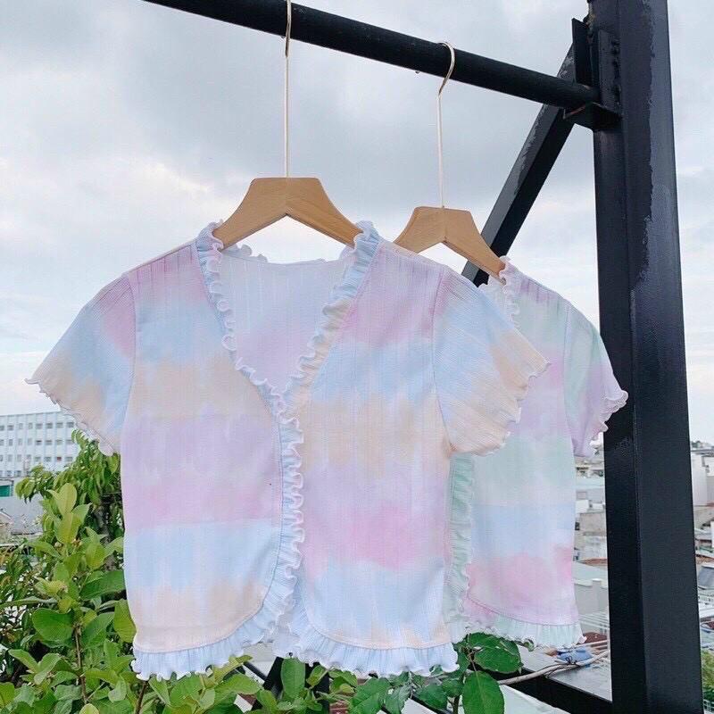 Áo croptop cổ V viền bèo loang xẻ nhẹ nhàng