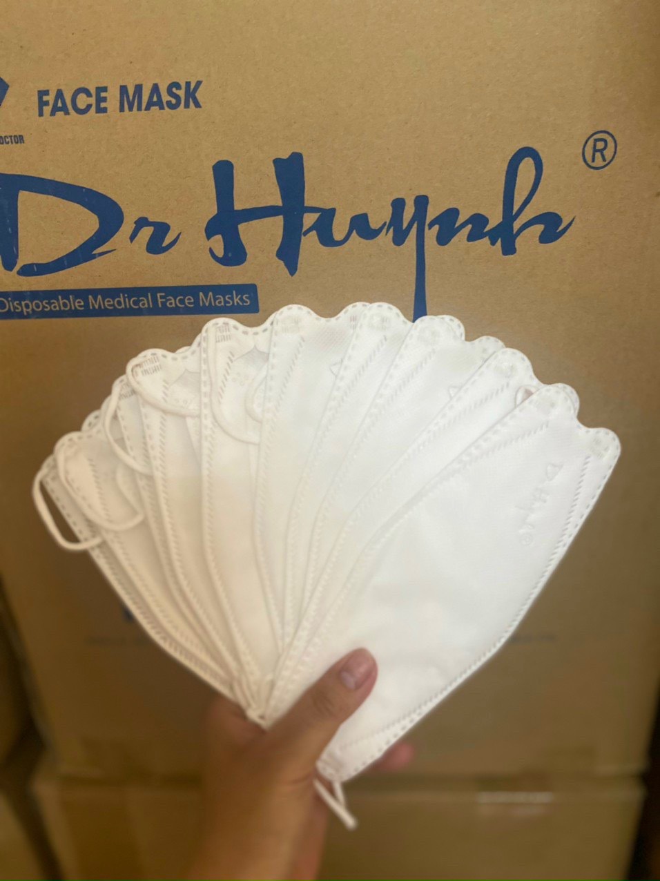 Khẩu trang 4 lớp KF94 kháng khuẩn, chống bụi mịn, công nghệ 4D Hàn Quốc