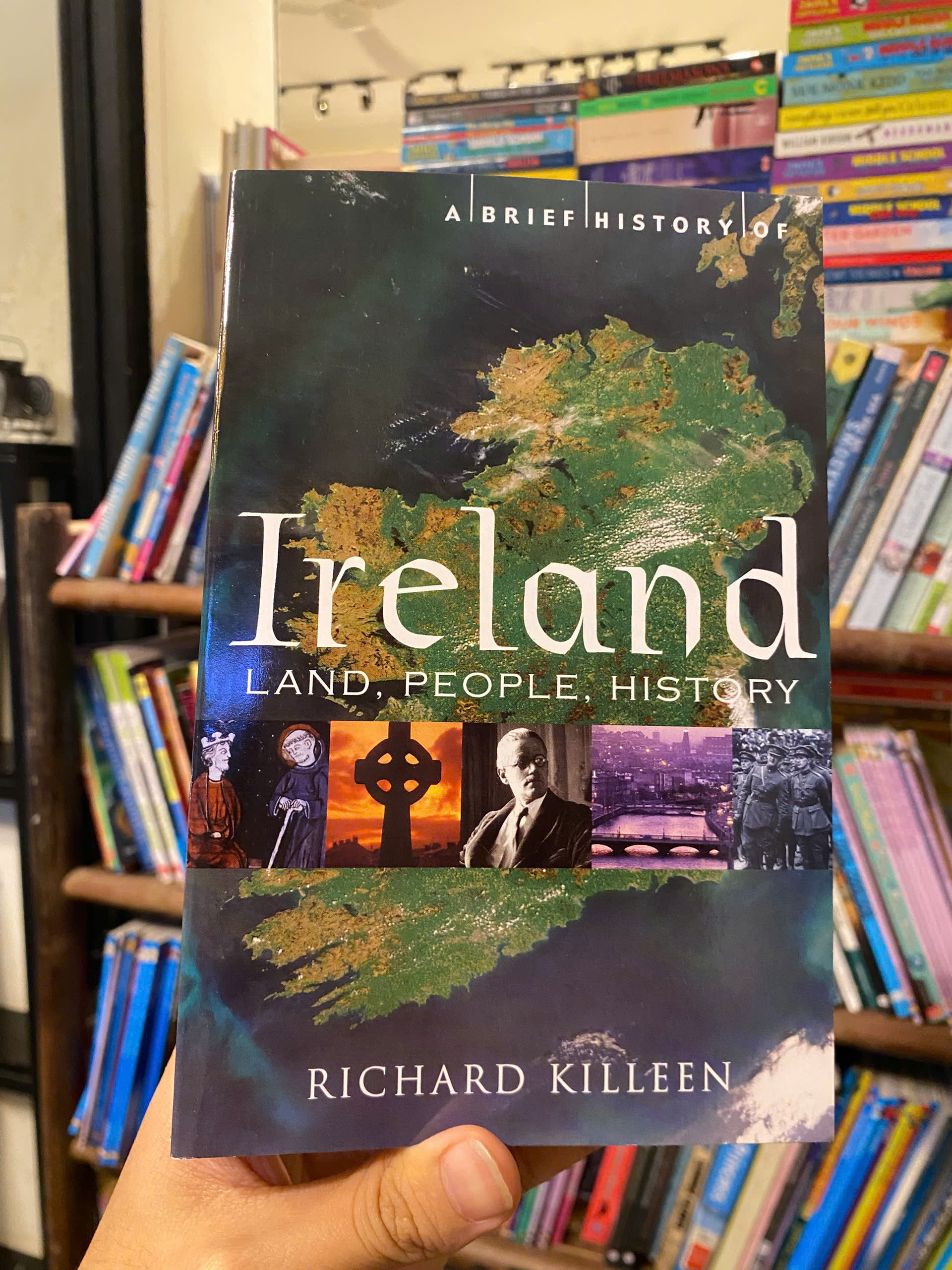Sách - A Brief History of Ireland by Richa Killeenrd | History Nonfiction / Ngoại văn Nhập khẩu