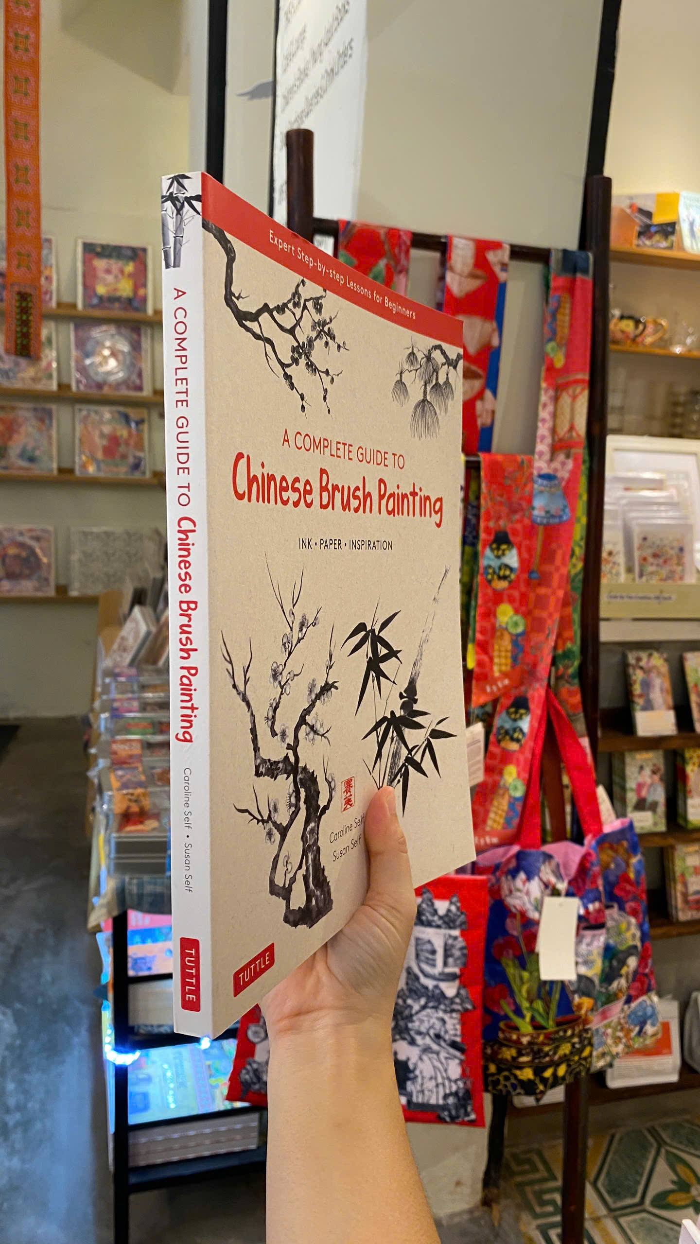 Sách - A Complete Guide to Chinese Brush Painting | Art & Design / Ngoại văn Nhập khẩu / Dạy vẽ