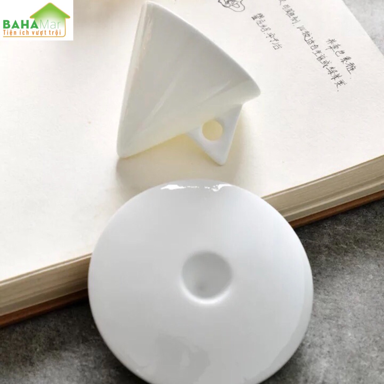 TÁCH CÀ PHÊ HÌNH NÓN BẰNG SỨ XƯƠNG CAO CẤP "BAHAMAR" Thiết kế hình Nón nhìn như kim tự tháp rất tinh tế và đẹp mắt - như một tác phẩm nghệ thuật