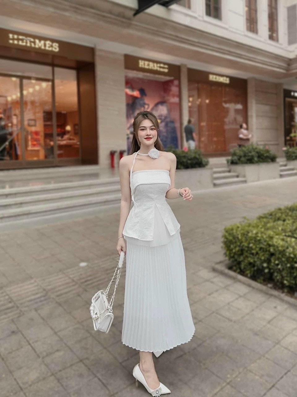 SÉT ÁO PHỐI VOAN ĐÍNH HOA KÈM CHÂN VÁY VOAN DẬP LY MÀU Y HÌNH