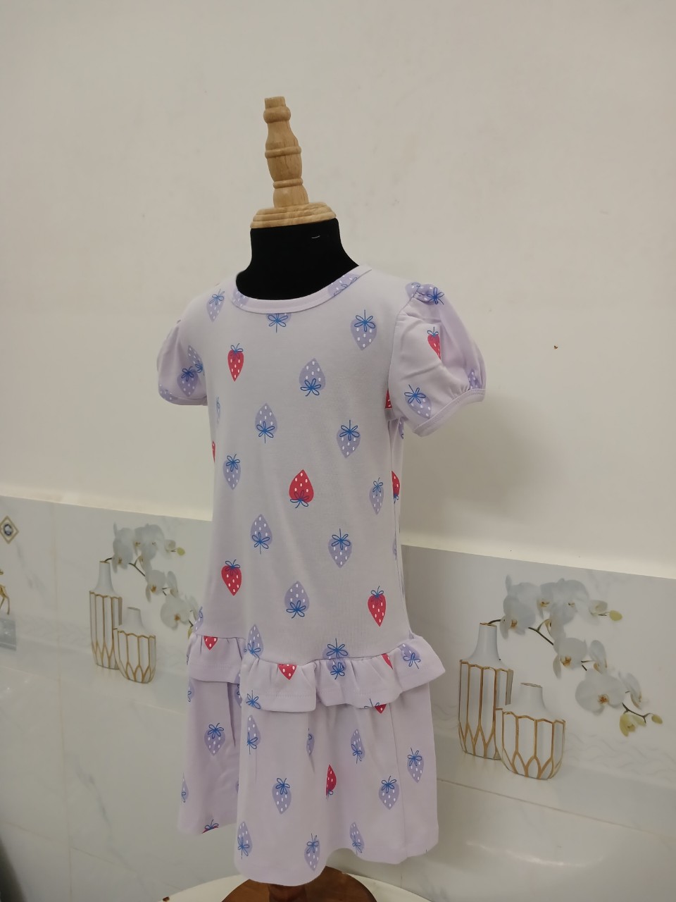 ĐẦM BÉ GÁI HAI BÈO TÌM NHẠT HV DÂU TÂY