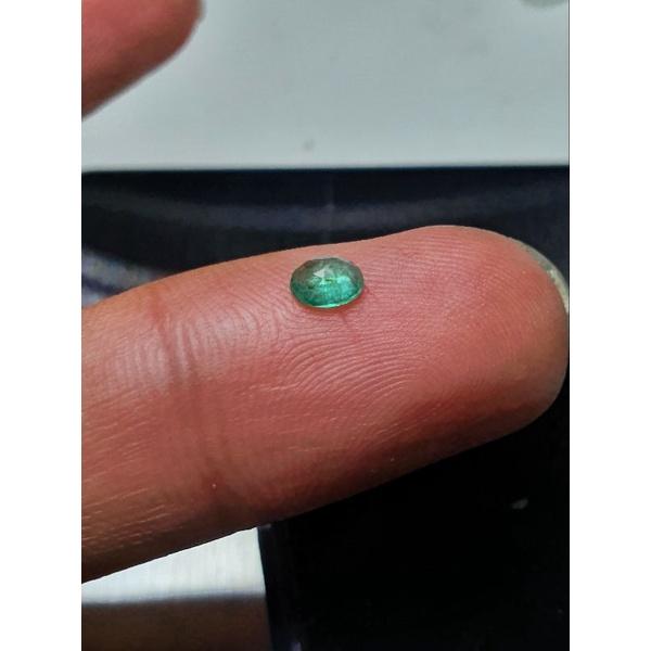 020-L ĐÁ EMERALD LỤC BẢO (THIÊN NHIÊN) 4ly8 độ sạch SI1