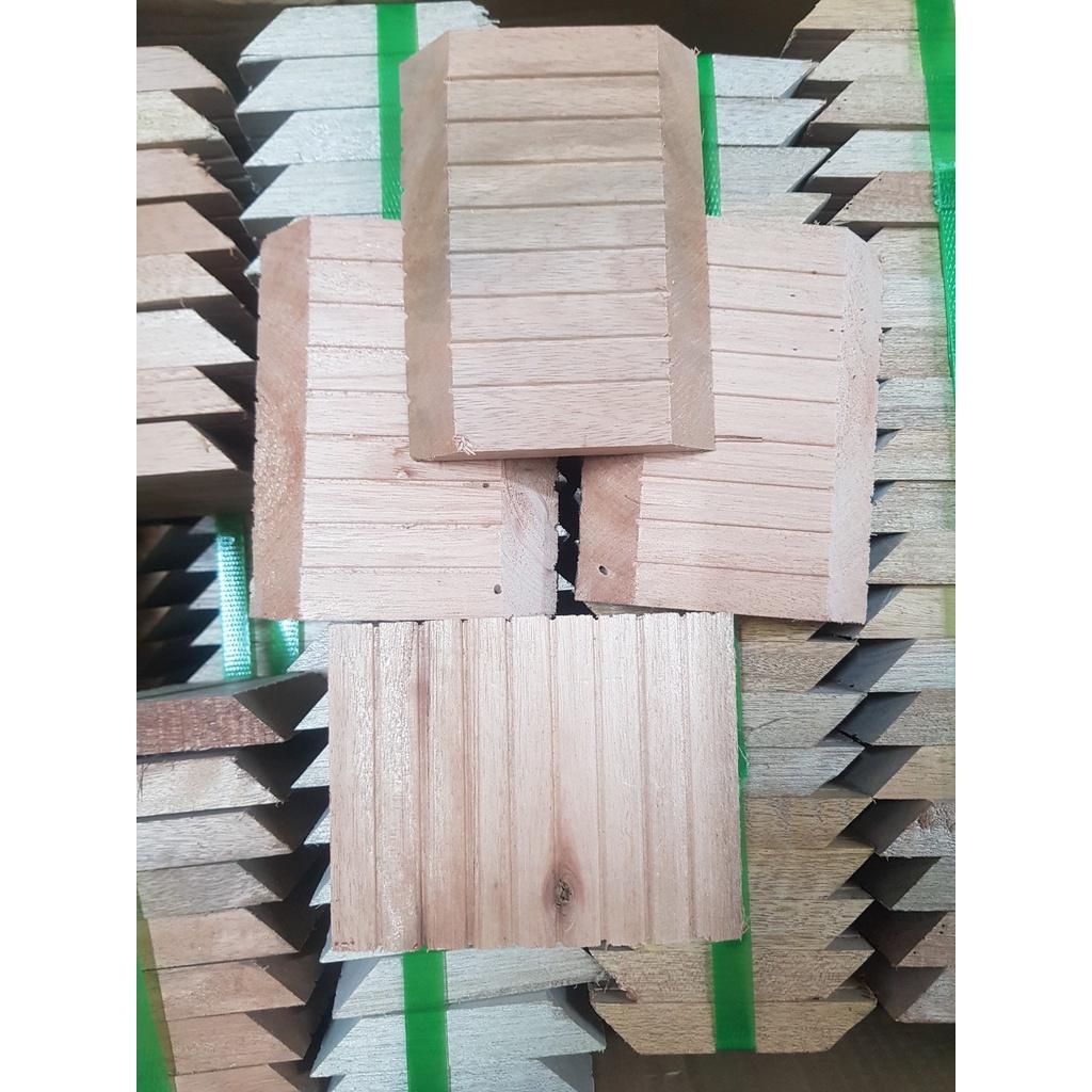 Góc gỗ cưa