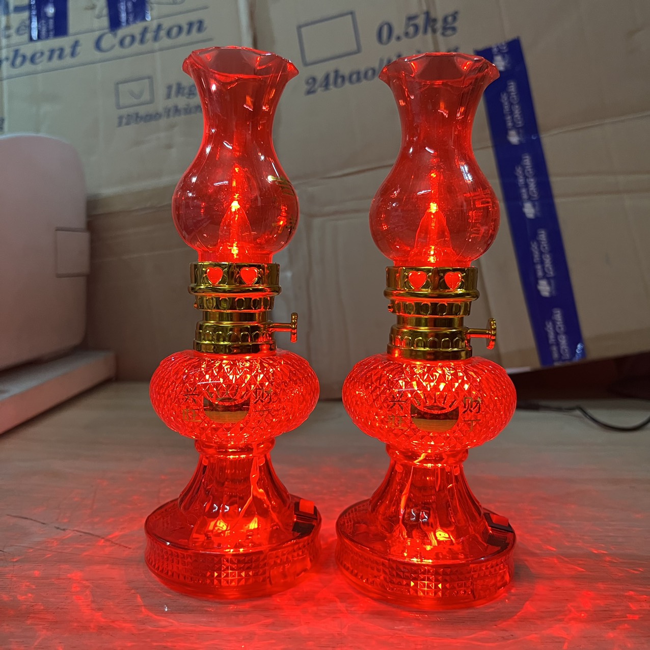 Đèn dầu chạy pin có công tắc cao 21cm  – Bóng LED, KIỂU 2