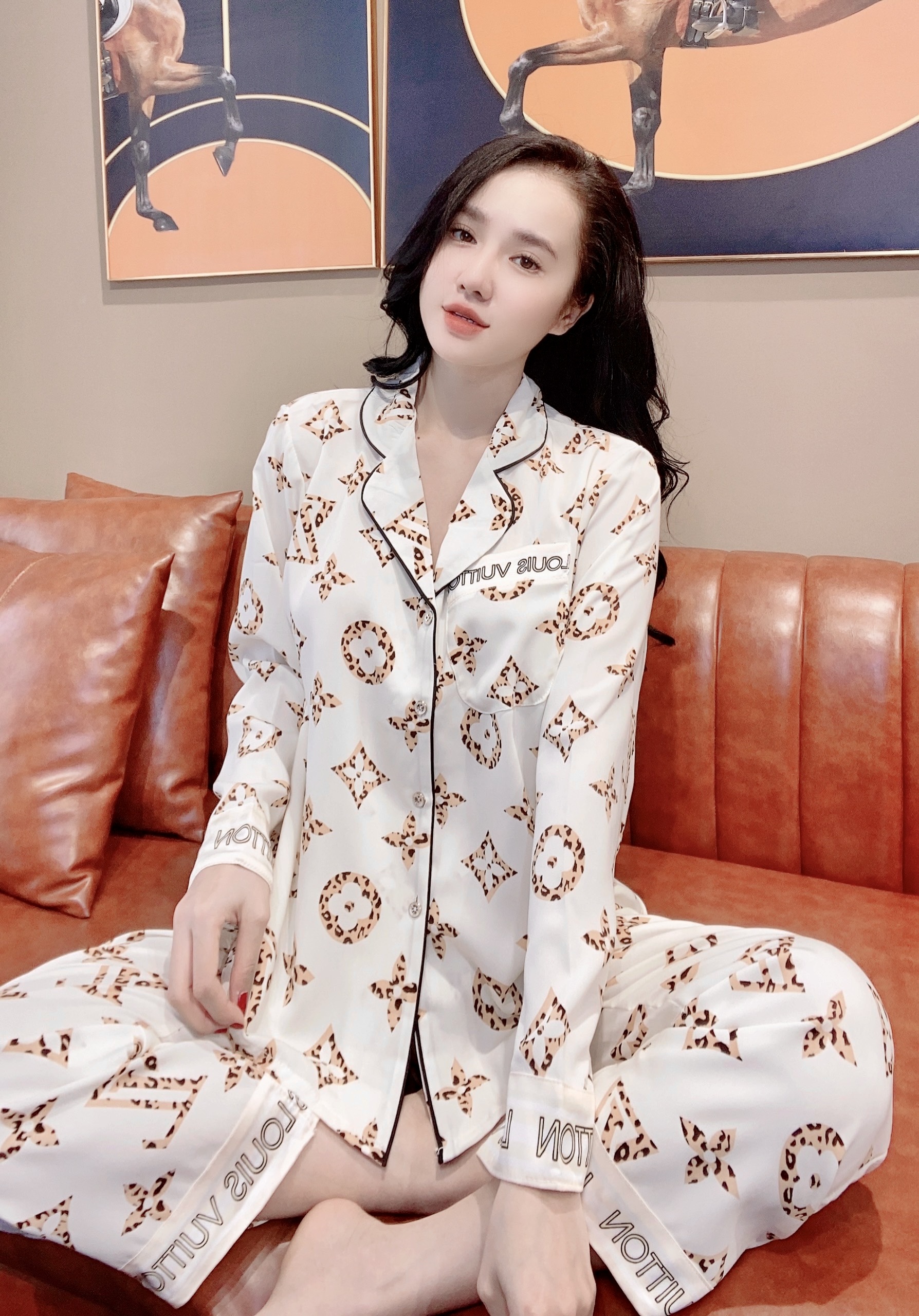 Đồ Bộ Ngủ Pijama Mặc Nhà Tay Dài Quần Dài Hàng Thiết Kế Chất Liệu Lụa Cao Cấp