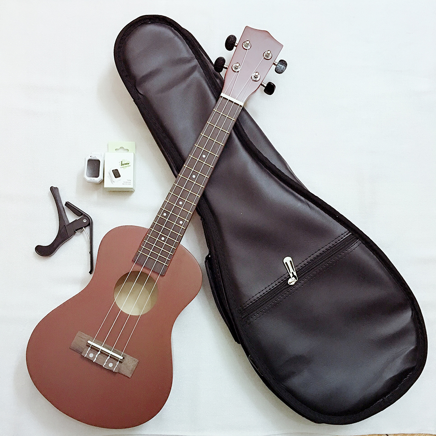 Đàn Ukulele Concert Woim 33A19 kèm capo, máy lên dây điện tử và bao da