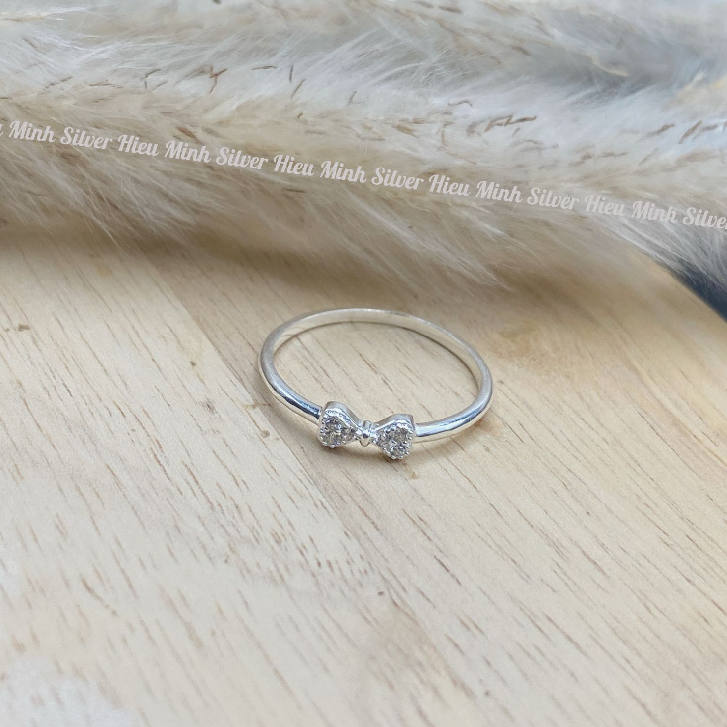 Nhẫn Nữ Bạc Ta Nơ Xinh Cao Cấp Sáng Đẹp Chính Hãng Bạc Hiểu Minh NU515