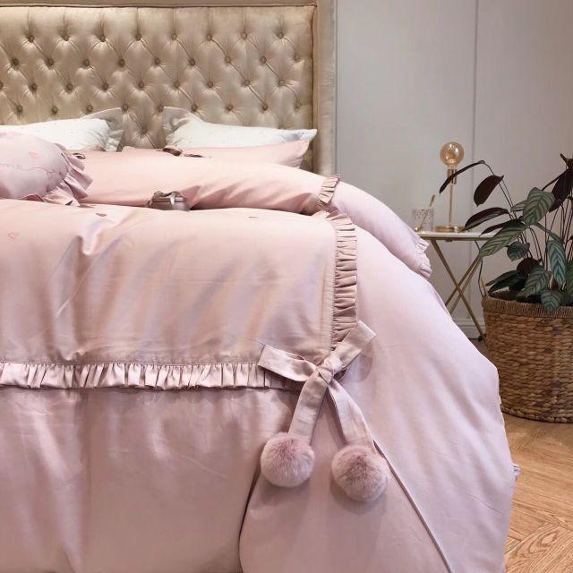Lụa thêu 7 món hàng cao cấp mẫu mới 2019