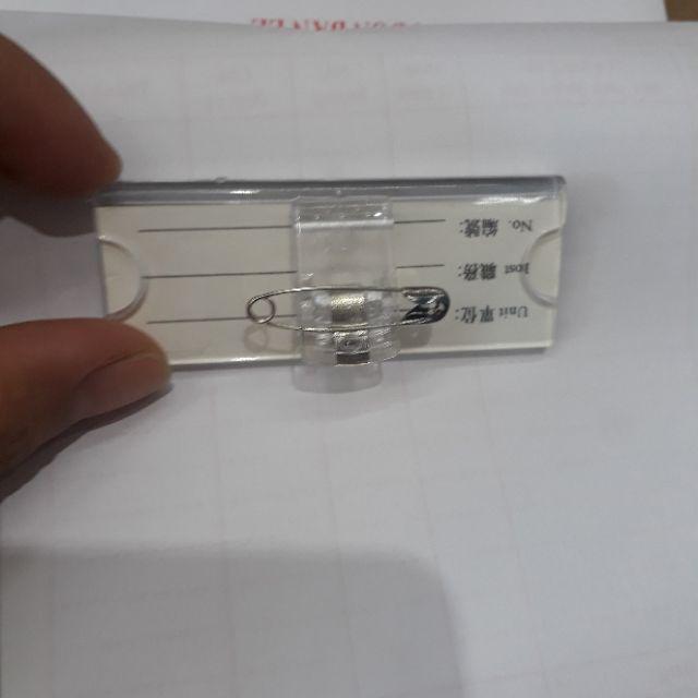 -️️️- 10 Thẻ mica cài ngực 7x2.5cm
