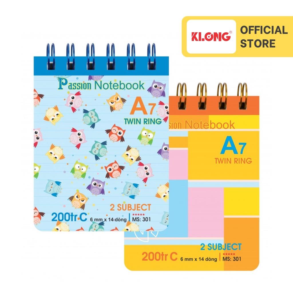 Sổ kẻ ngang lò xo kép bìa nhựa A7 200 trang 70/92; MS: 301