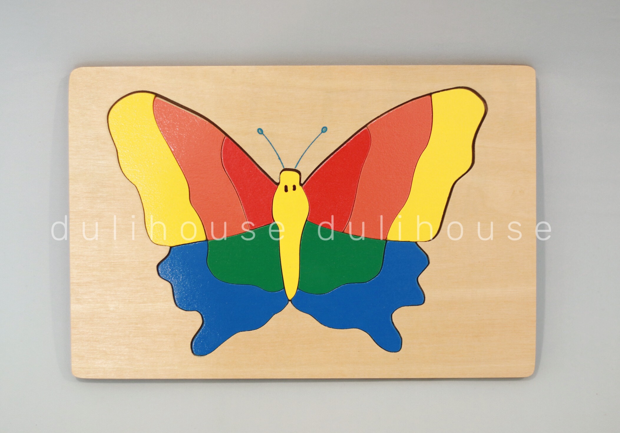 Đồ chơi gỗ cao cấp Tranh ghép hình con bướm - Hỗ trợ bé nhận biết màu sắc, phát triển tư duy logic, khám phá thế giới động vật, sản xuất tại Việt Nam