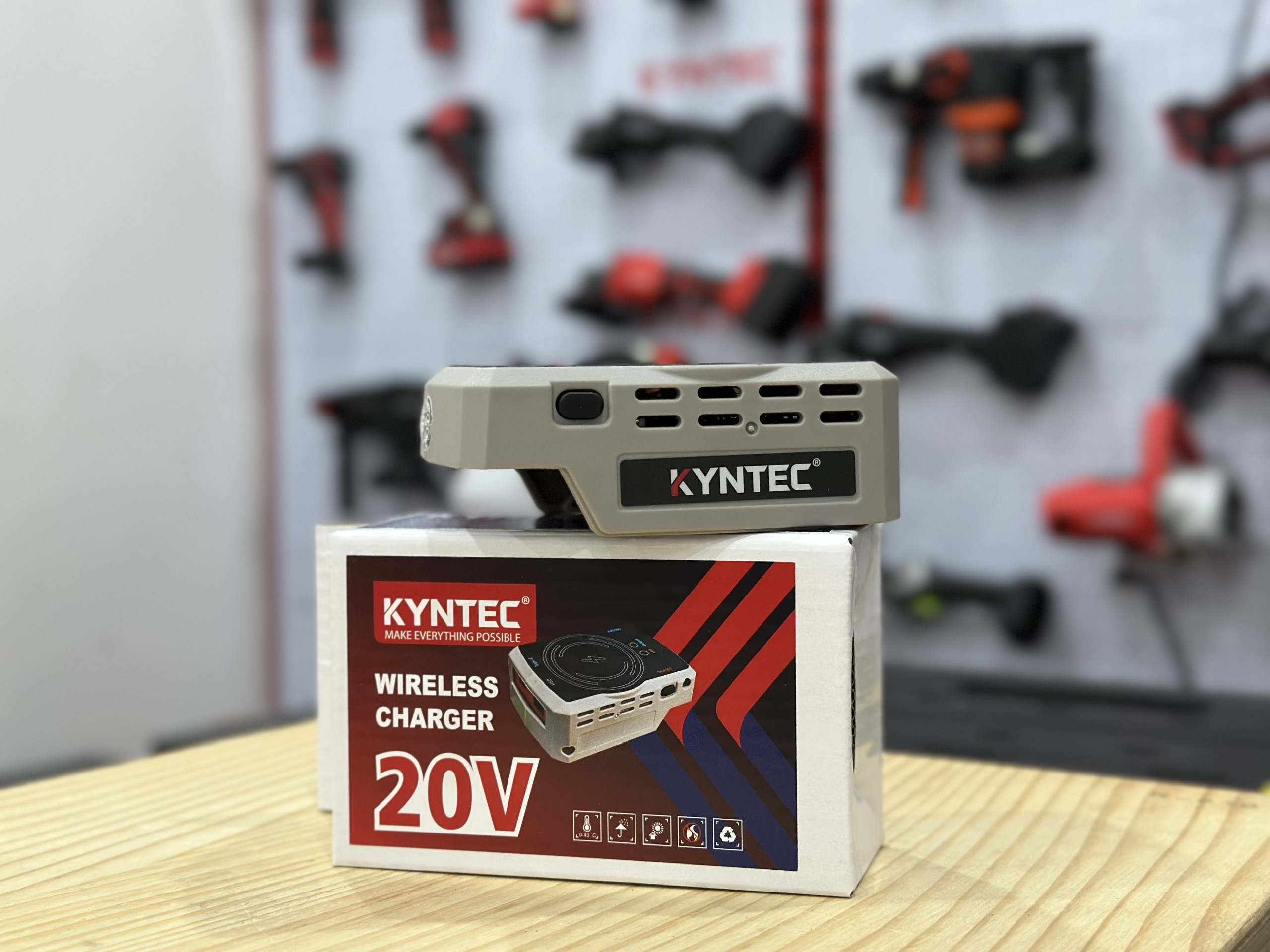 Dock Sạc Không Dây Kynko Kyntec Hàng chính hãng