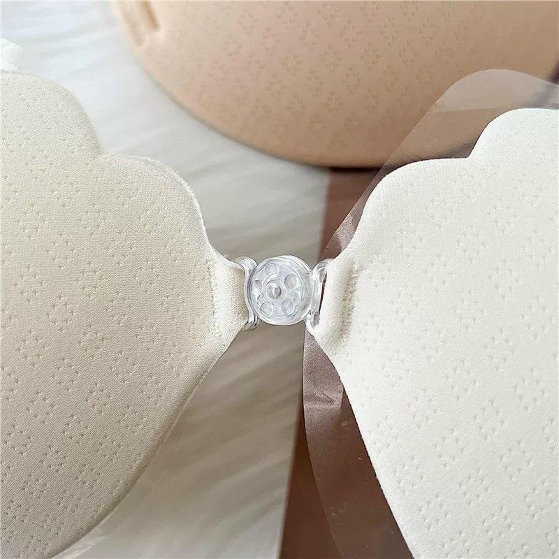 Dán cúp ngực cao cấp mềm mịn cài trước rất đẹp. Nâng đẩy ngực tạo khe