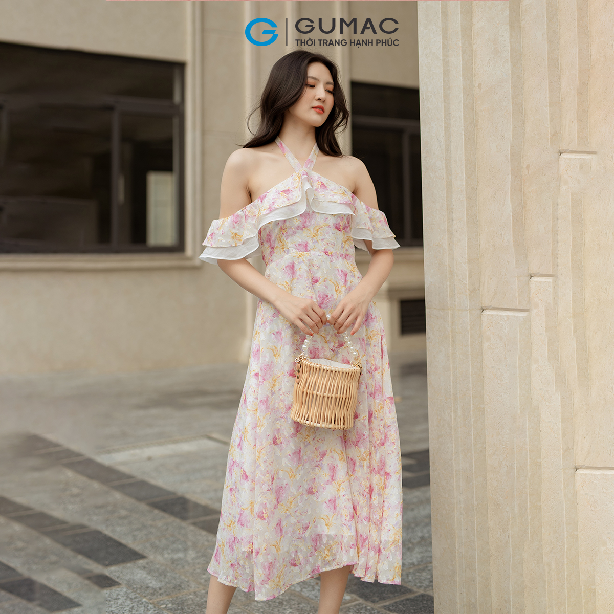 Đầm maxi cổ yếm GUMAC DD05040