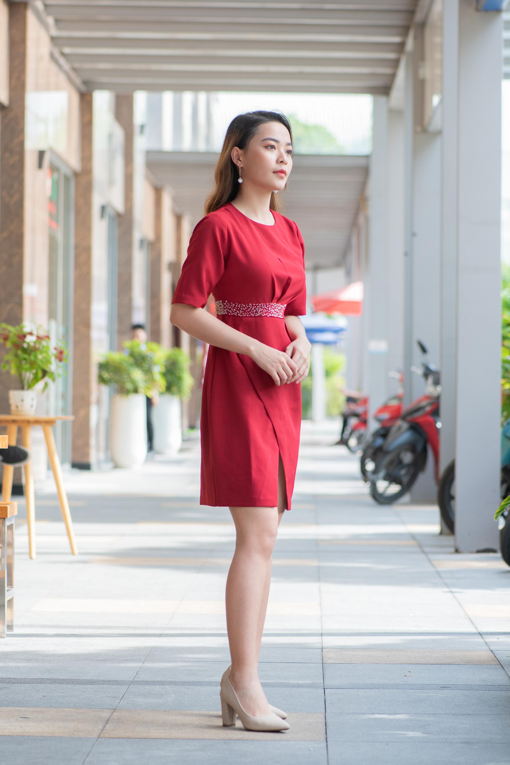 ĐẦM XẾP NGỰC KẾT HẠT
