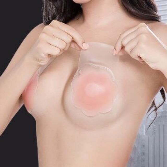 Set 2 miếng dán ti nâng ngực silicon.