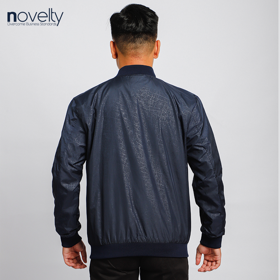 Áo jacket nam không nón họa tiết in chìm kháng nước Novelty xanh đen 2203372