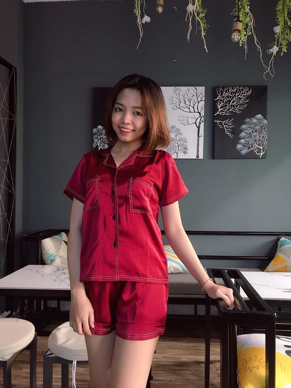 Đồ bộ mặc nhà ngắn đùi Lụa Satin viền chỉ mềm mại