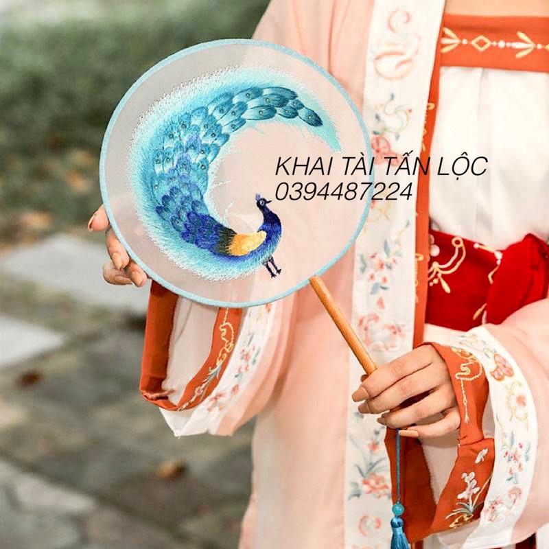 Quạt tròn cổ trang Tô Châu thêu chim công 2 mặt