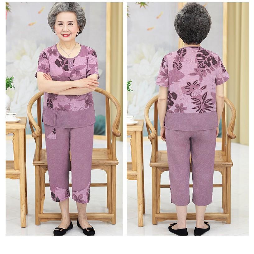 Bộ quần áo cao cấp cho người già