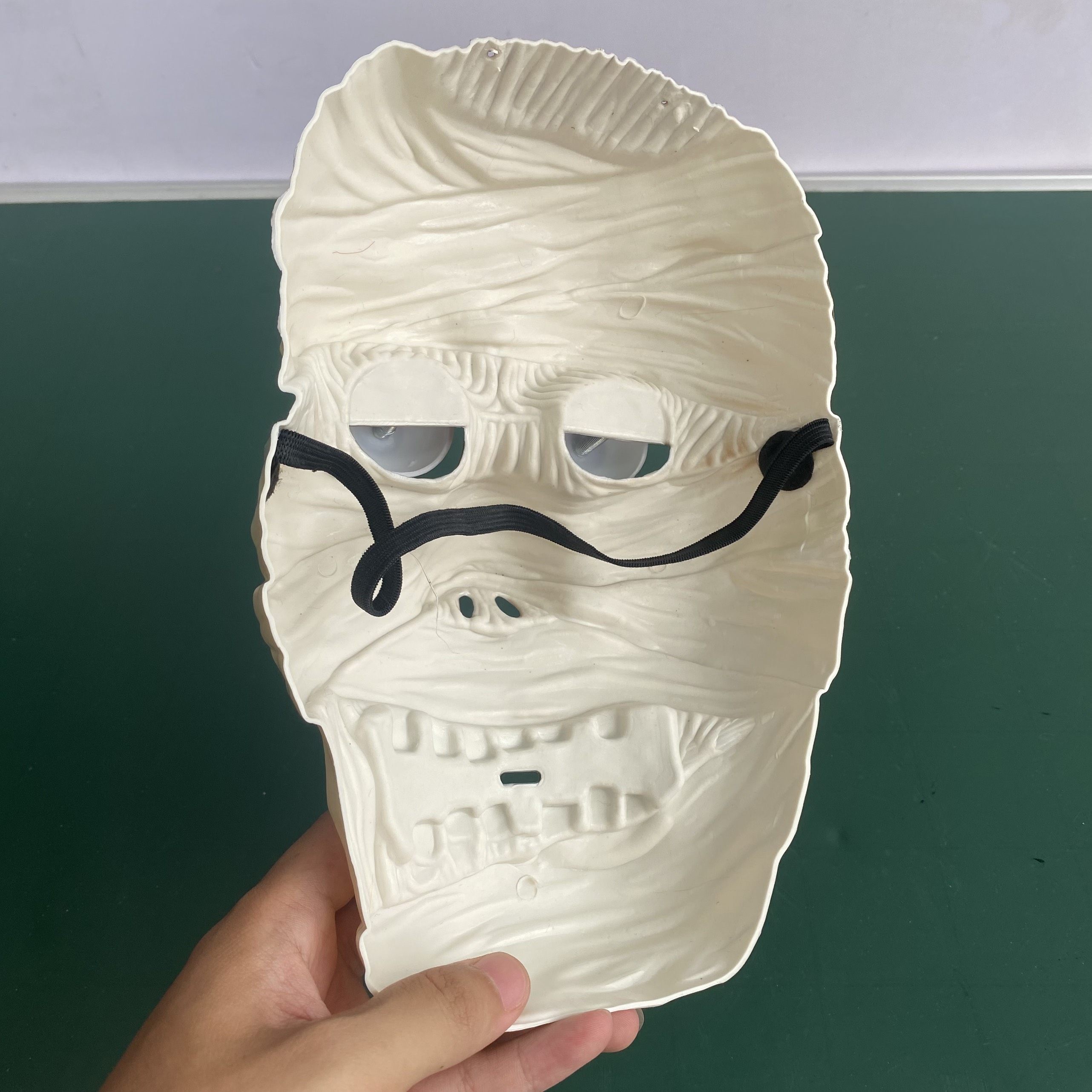 Mặt nạ xác ướp  nhựa cứng đẹp hóa trang Halloween cho người lớn và trẻ em