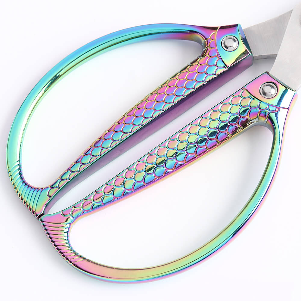 Kéo hợp kim TITAN Double Fish Pattern MÃ DT163