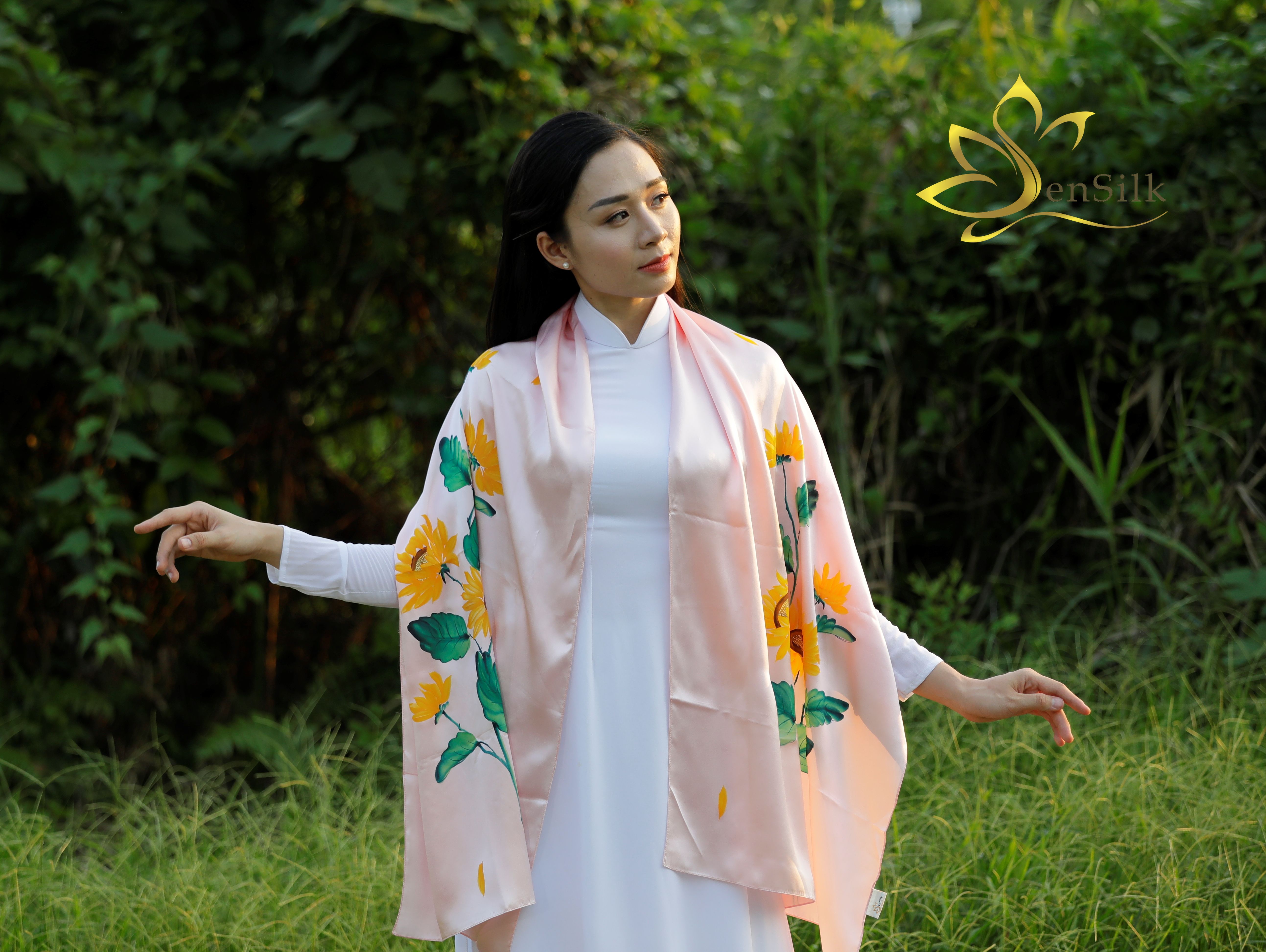 SenSilk Silk Painting Scarf  - Khăn Lụa Vẽ Tay Hướng Dương 180x90cm, Quà Tặng Người Nước Ngoài, Tơ Lụa Bảo Lộc Cao Cấp