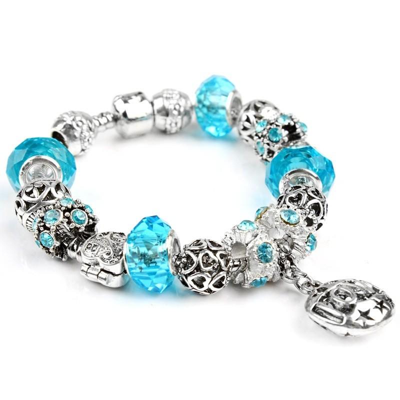 Vòng tay charm chữ Love
