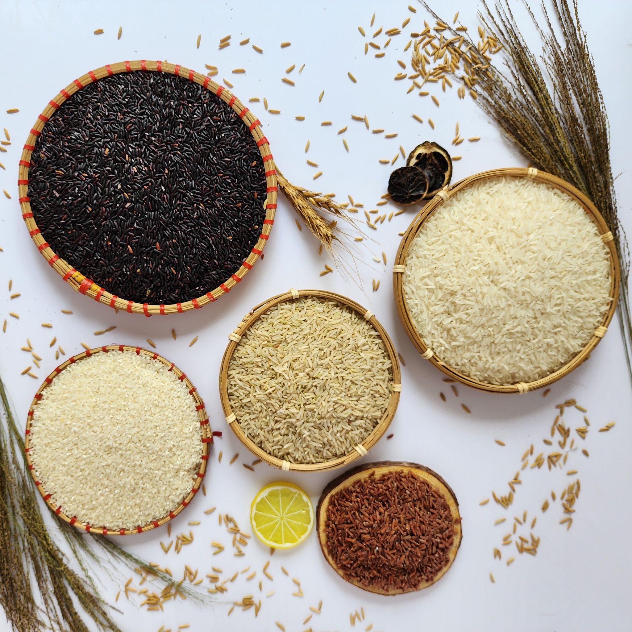 Gạo Tấm Mekong Home 100% Organic, gạo chuẩn vị Nàng Hương, dẻo, thơm, mùi ngọt nhẹ - 1kg