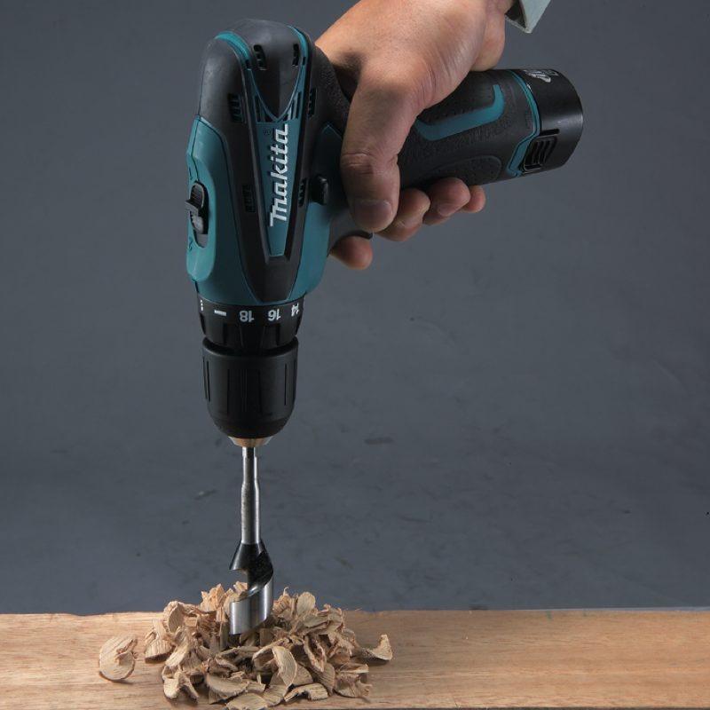 MÁY KHOAN VẶN VÍT DÙNG PIN 10.8V MAKITA DF330DWE - HÀNG CHÍNH HÃNG