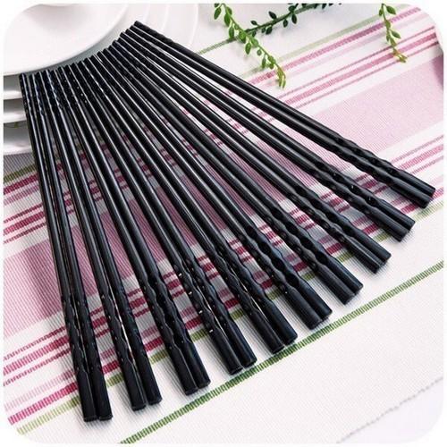 Bộ 10 Đôi Đũa Phíp Hà Thành - Không Nấm Mốc, Chịu Nhiệt Tốt Xoắn Dài 22.6Cm
