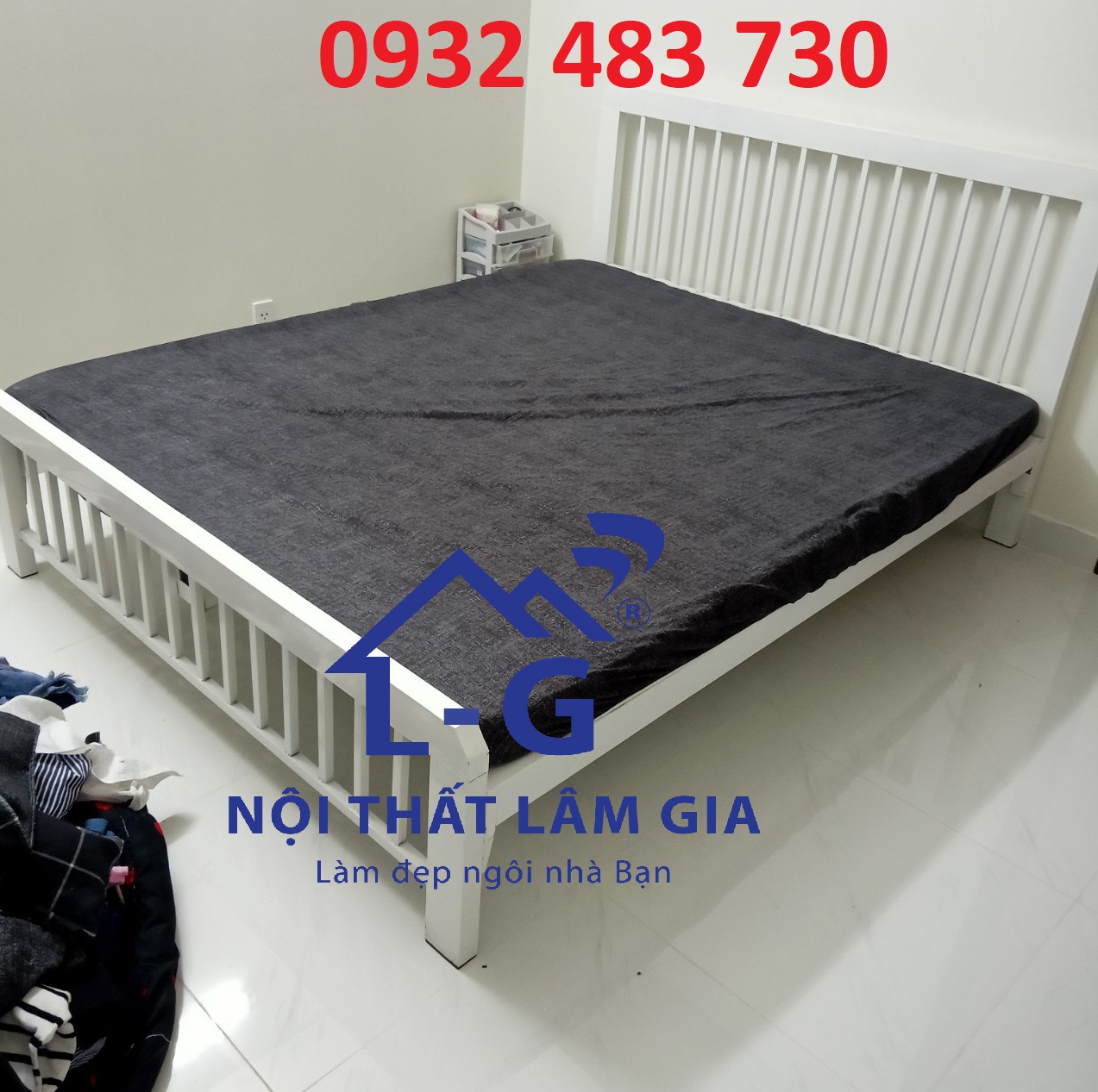 Giường sắt hộp vuông loại tốt ngang 1m8x2m _màu trắng