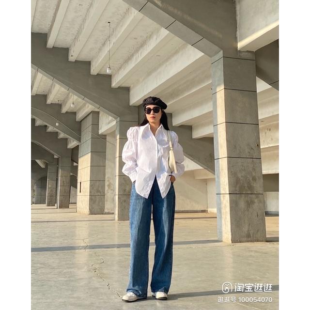 Áo Sơ mi trắng style Hàn form rộng chất thô mịn dày chuẩn form bo chun che khuyết điểm vai thô bắp tay to kèm ảnh thật