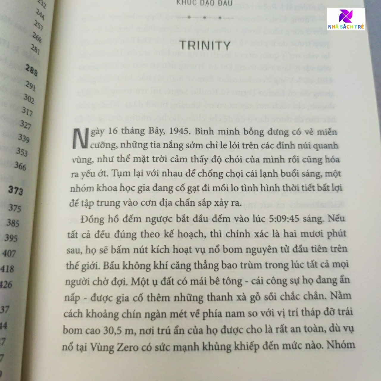 Sách-Giáo Hoàng Vật Lý - Enrico Fermi Và Sự Ra Đời Của Thời Đại Nguyên Tử-NXB Trẻ