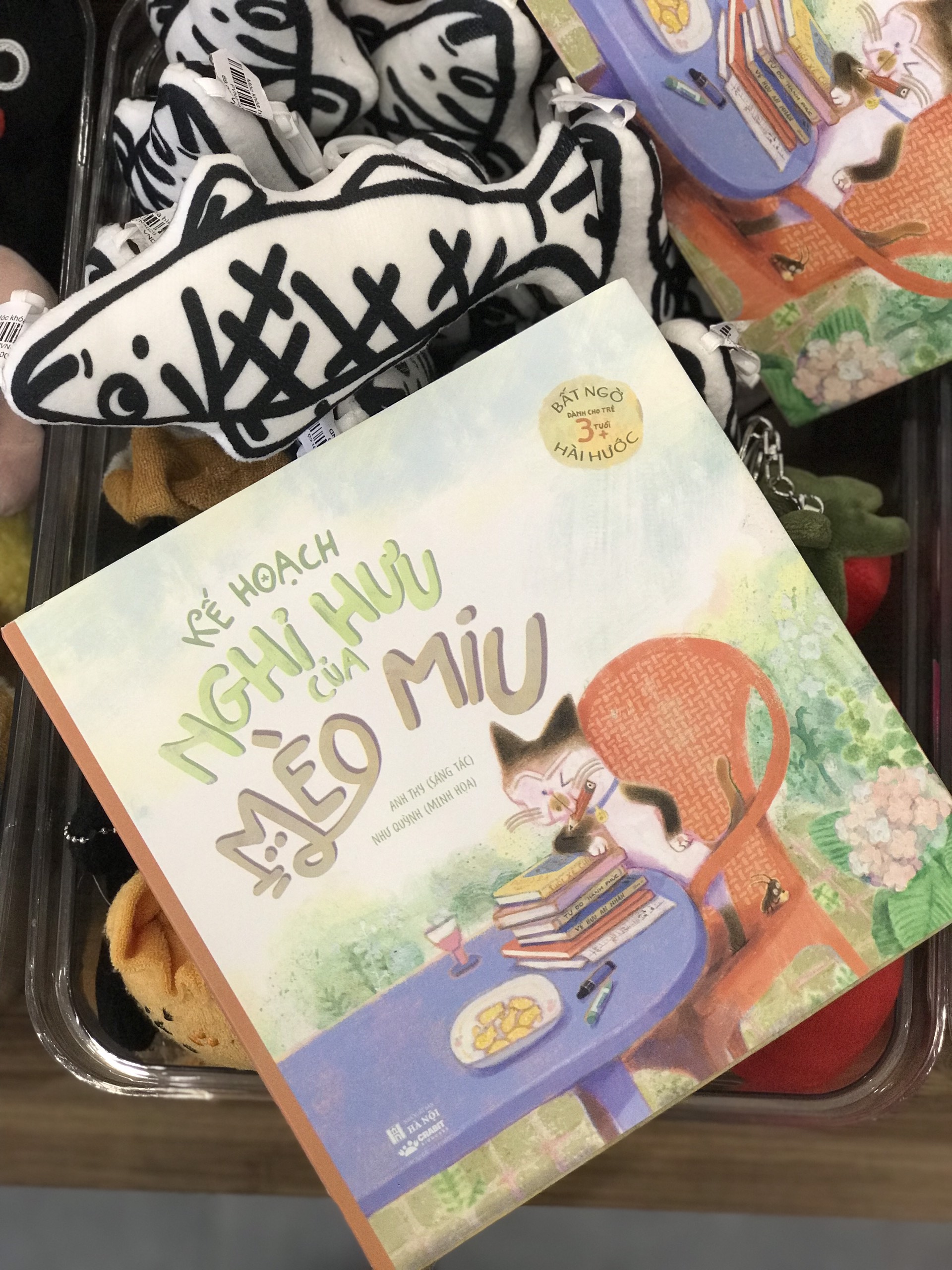 Hình ảnh Sách thiếu nhi - Kế hoạch nghỉ hưu của Mèo Miu - Crabit Kidbooks - dành cho trẻ từ 3 tuổi