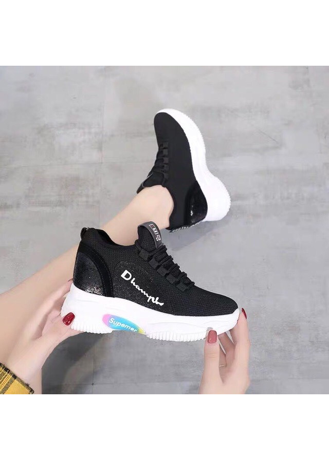 Giày Sneaker Nữ Cá Tính MT1