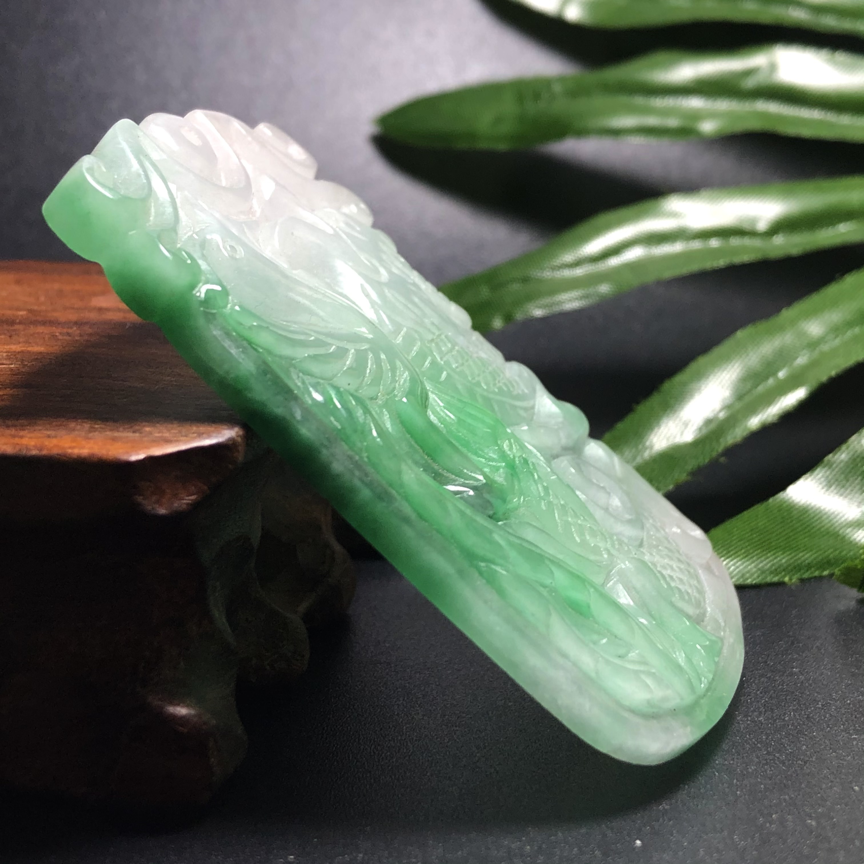 Mặt Cẩm Thạch chạm Rồng xanh lí