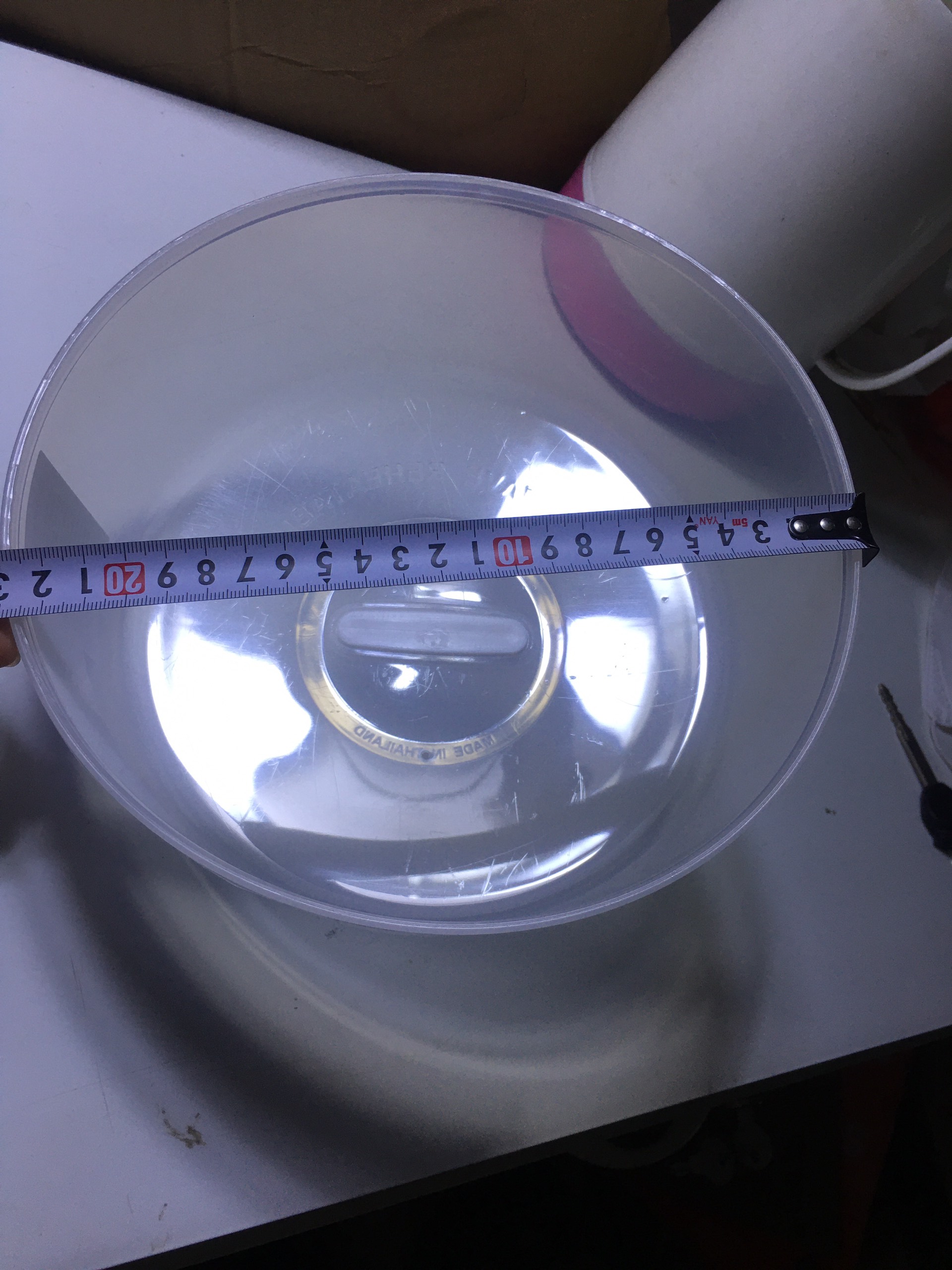 Bộ khay nhựa tròn 2 quai và nắp đậy dùng hâm nóng đồ ăn an toàn trong lò vi sóng 23cm. - hàng Thái Lan
