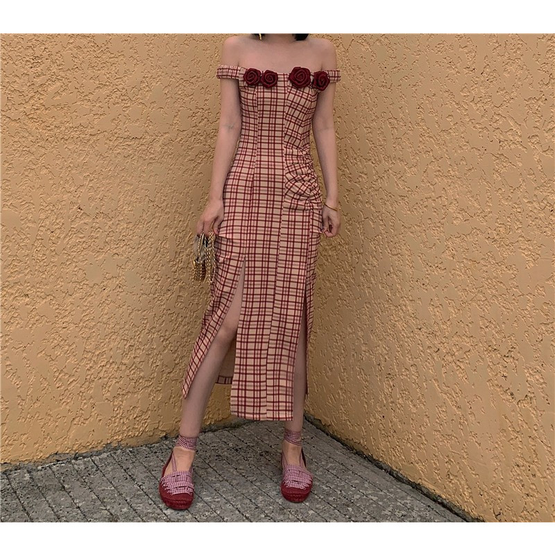 Đầm body bẹt vai