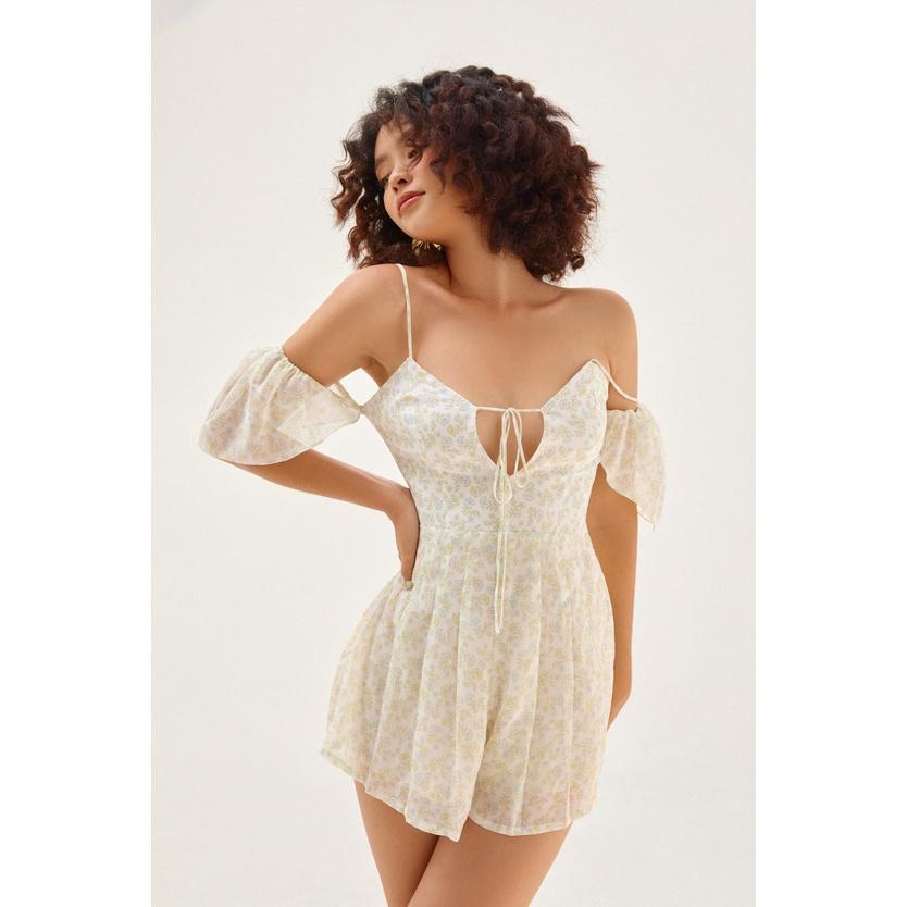 Nene Clothing - Playsuit hoa trễ vai - M