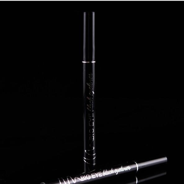 Bút dạ kẻ mắt không lem không trôi Suake