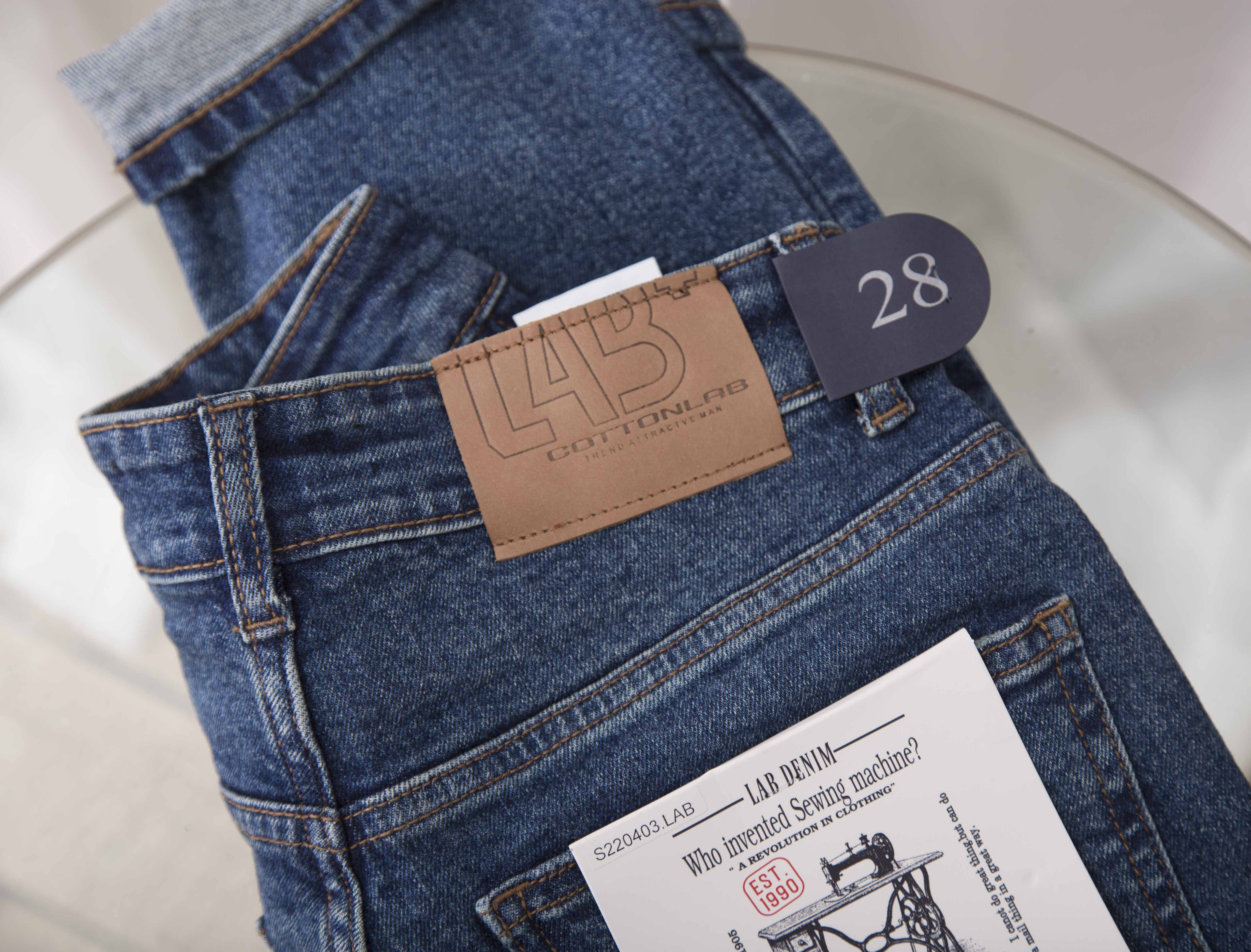 Quần jean nam cao cấp màu xanh đậm vintage rách mài nhẹ thương hiệu cottonlab - LAB220403